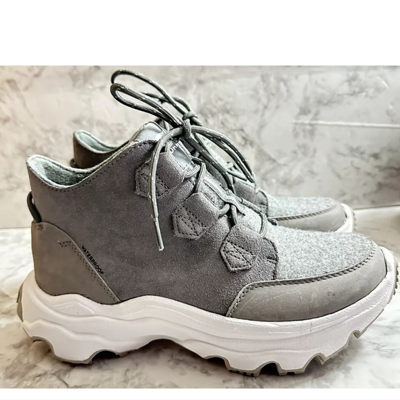 Sorel Kinetic Breakthru Caribou Waterproof Boot Womens 10 Quarry Sea Salt New - Picture 2 of 4